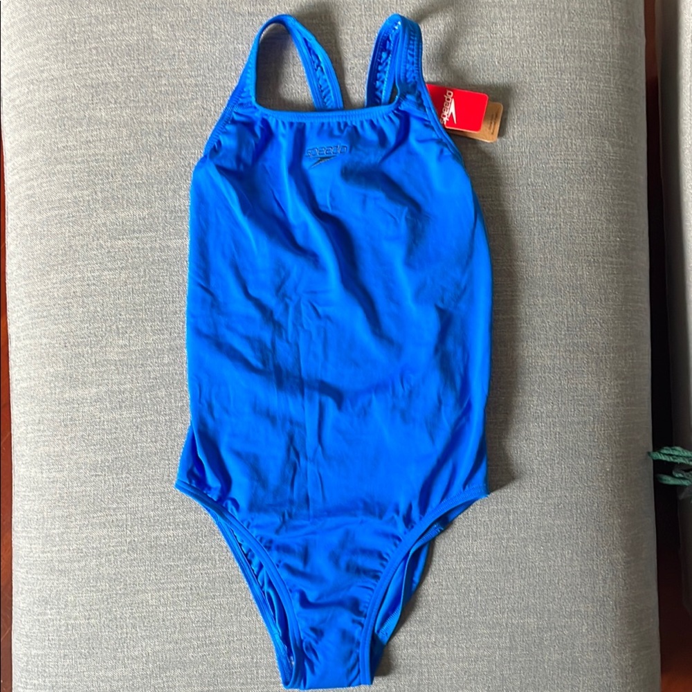 NWT Women’s Speedo one-piece swimsuit suit
